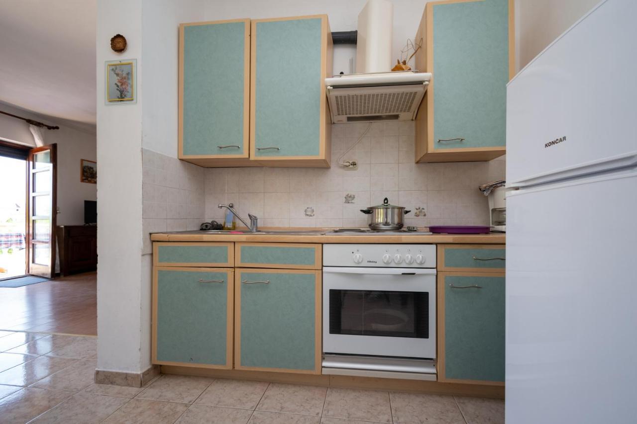 Apartments By The Sea Zaglav, Dugi Otok - 17788 Sali Exterior foto